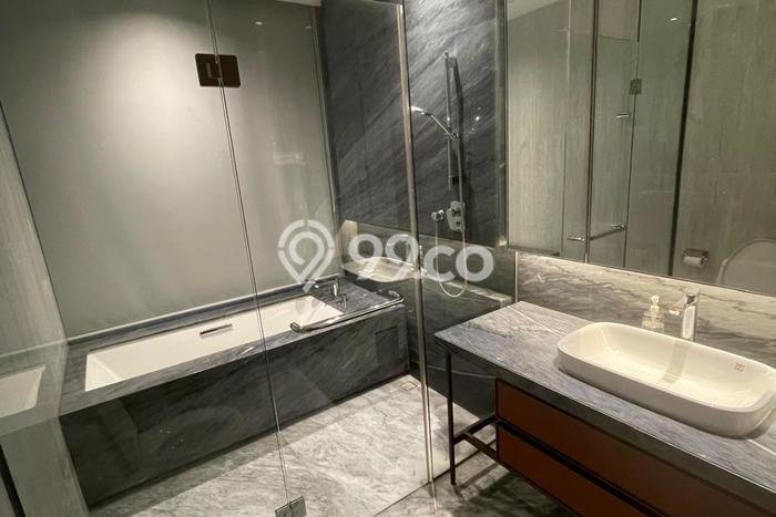 Jual Rumah Luas Megah Dengan View Cantik di BSD City, Tangerang Jual Rumah Luas Megah Dengan View Cantik di BSD City, Tangerang
