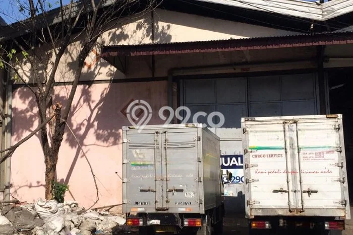 AREA TERSIBUK! Gudang Kawasan Benowo, Luas 380m2m², Potensi Tinggi AREA TERSIBUK! Gudang Kawasan Benowo, Luas 380m2m², Potensi Tinggi
