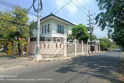 For Sale! Luxury House LT 675m2 Desain Modern di Manyar For Sale! Luxury House LT 675m2 Desain Modern di Manyar