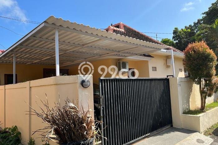 Rumah area , 2 KT, Dekat Pusat Kota, LT 280m2m² LB 150m2m² Rumah area , 2 KT, Dekat Pusat Kota, LT 280m2m² LB 150m2m²