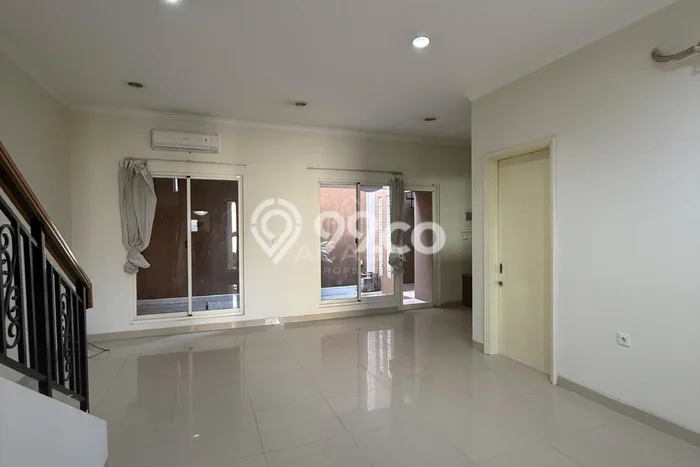 Jarang Ada! Rumah Kontrakan 3 Kamar Nyaman Siap Huni Gading Serpong Jarang Ada! Rumah Kontrakan 3 Kamar Nyaman Siap Huni Gading Serpong