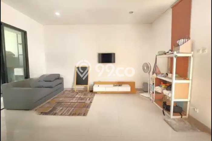 Rumah Strategis Modern Lb 110m2 di Cakung, Jakarta Timur Rumah Strategis Modern Lb 110m2 di Cakung, Jakarta Timur