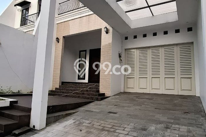 Dijual Rumah Premium dengan Fasilitas Sekitar Komplit di Duren Sawit, Jakarta Timur Dijual Rumah Premium dengan Fasilitas Sekitar Komplit di Duren Sawit, Jakarta Timur