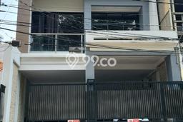 HARGA SPESIAL! Rumah Modern area Kelapa Gading, Jakarta Utara, Luas 105m² LB 320m² BISA KPR! HARGA SPESIAL! Rumah Modern area Kelapa Gading, Jakarta Utara, Luas 105m² LB 320m² BISA KPR!