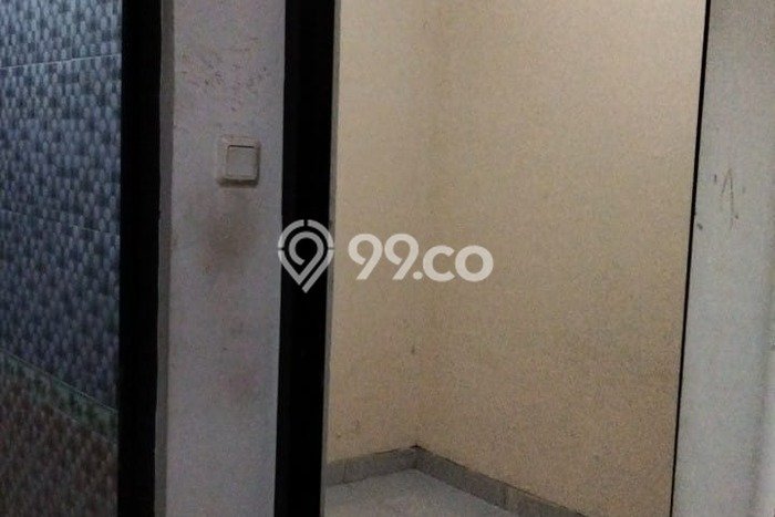 Rumah di , 5 KM, Area Strategis, Luas 160m2m² Bangunan 200m2m² Rumah di , 5 KM, Area Strategis, Luas 160m2m² Bangunan 200m2m²