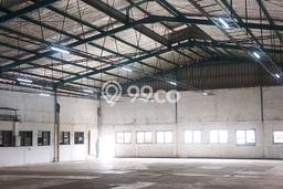 AREA BISNIS! Gudang di Cilodong, Luas 1700m², Lokasi Premium AREA BISNIS! Gudang di Cilodong, Luas 1700m², Lokasi Premium