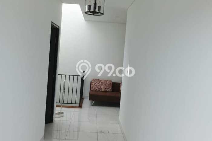 Rumah Mewah LB 270m2 Siap Huni Desain Elegan di BSD Neo Catalonia, Tangerang Rumah Mewah LB 270m2 Siap Huni Desain Elegan di BSD Neo Catalonia, Tangerang