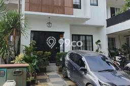 Rumah Mewah LB 270m2 Siap Huni Desain Elegan di BSD Neo Catalonia, Tangerang Rumah Mewah LB 270m2 Siap Huni Desain Elegan di BSD Neo Catalonia, Tangerang