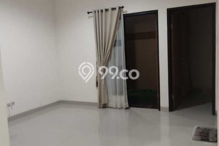 Rumah Luas Asri 3 KT Siap Huni di Bintaro Tangerang Selatan Rumah Luas Asri 3 KT Siap Huni di Bintaro Tangerang Selatan