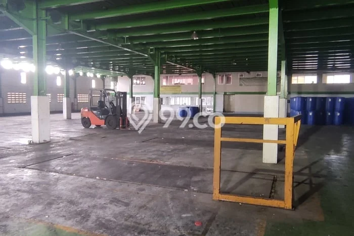 Dijual Pabrik di Ciracas Jakarta Timur LT 19477m2 / LB 14246m2 Dijual Pabrik di Ciracas Jakarta Timur LT 19477m2 / LB 14246m2