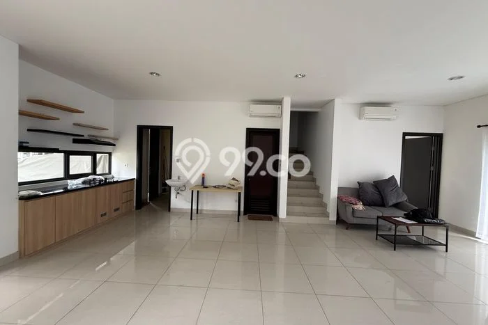 Sewa cepat rumah minimalis strategis 4 Kamar di Cakung, Jakarta Timur Sewa cepat rumah minimalis strategis 4 Kamar di Cakung, Jakarta Timur