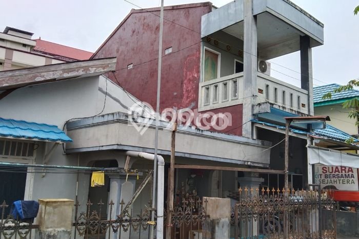 Dijual Cepat Rumah Bagus Siap Huni LB 179m2 di Samarinda Kota, Samarinda Dijual Cepat Rumah Bagus Siap Huni LB 179m2 di Samarinda Kota, Samarinda