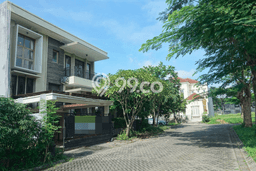 Ready to Use! Luxury House LT 376m2 Desain Elegan di Citraland Ready to Use! Luxury House LT 376m2 Desain Elegan di Citraland