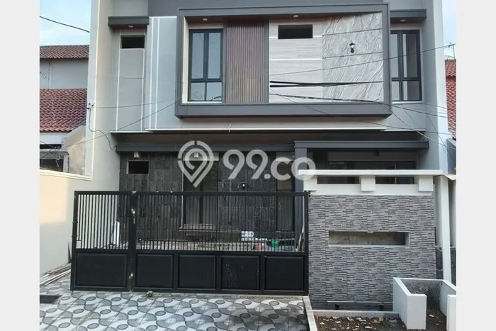 Rumah Elit Modern Siap Huni di Manyar Surabaya Rumah Elit Modern Siap Huni di Manyar Surabaya