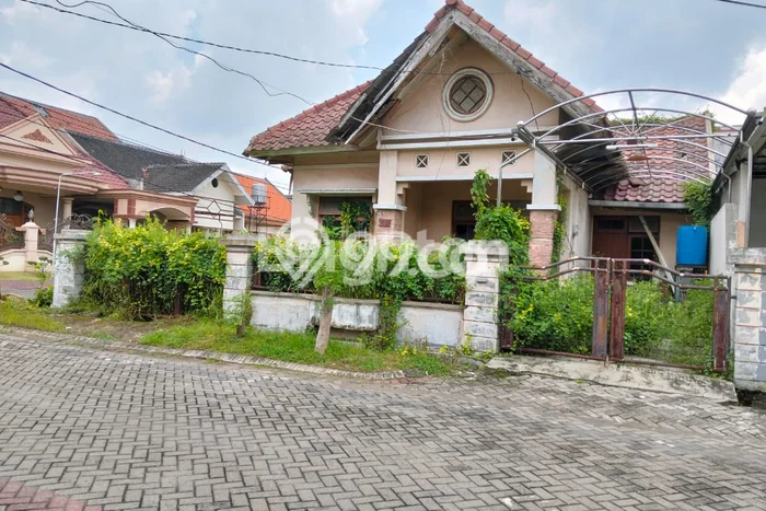 Hot Offer Hunian Premium Ideal dan Luas di Sidoarjo, Sidoarjo Hot Offer Hunian Premium Ideal dan Luas di Sidoarjo, Sidoarjo