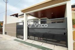 Rumah Modern 3 Kamar LT 180m2 di Kopo Rumah Modern 3 Kamar LT 180m2 di Kopo