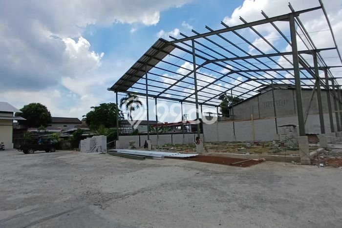 Gudang disewakan lokasi strategis Karawaci Tangerang 203m2 Gudang disewakan lokasi strategis Karawaci Tangerang 203m2