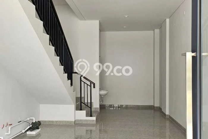 Disewakan Ruko di Cisauk, Luas 110m², Lokasi Bisnis Disewakan Ruko di Cisauk, Luas 110m², Lokasi Bisnis