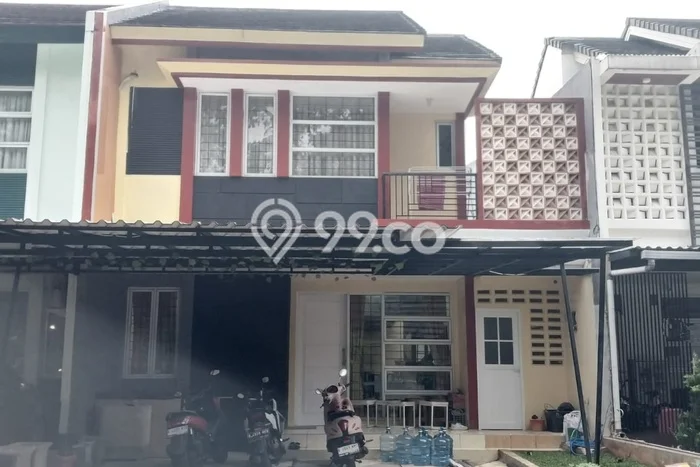 Rumah sewa siap huni 4 Kamar Tidur di BSD Castilla, Tangerang Rumah sewa siap huni 4 Kamar Tidur di BSD Castilla, Tangerang