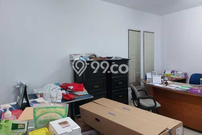 Kantor Bagus Dijual LB 425m2 Lokasi Strategis Jakarta Barat Area Cocok untuk Berbisnis Kantor Bagus Dijual LB 425m2 Lokasi Strategis Jakarta Barat Area Cocok untuk Berbisnis