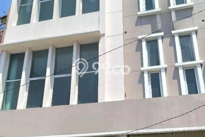 Unit Ruko Dijual di Depok LT 180m2 & LB 307m2 Unit Ruko Dijual di Depok LT 180m2 & LB 307m2