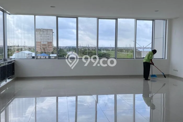 Unit Ruko Dijual di Jakarta Utara LT 144m2 & LB 450m2 Unit Ruko Dijual di Jakarta Utara LT 144m2 & LB 450m2