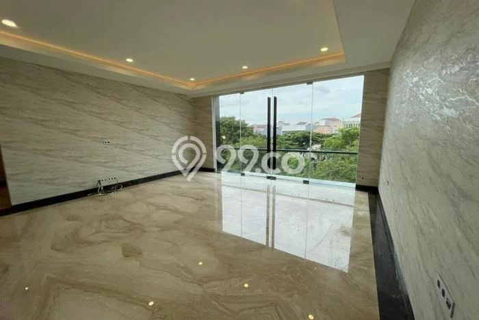 Rumah Elit Modern Siap Huni di Pantai Indah Kapuk Jakarta Utara Rumah Elit Modern Siap Huni di Pantai Indah Kapuk Jakarta Utara