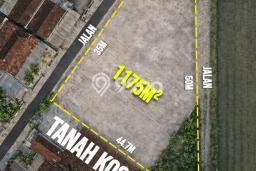 Lahan Kosong Dijual di Sragen, Sragen, Luas 1175m2 Area Strategis Lahan Kosong Dijual di Sragen, Sragen, Luas 1175m2 Area Strategis