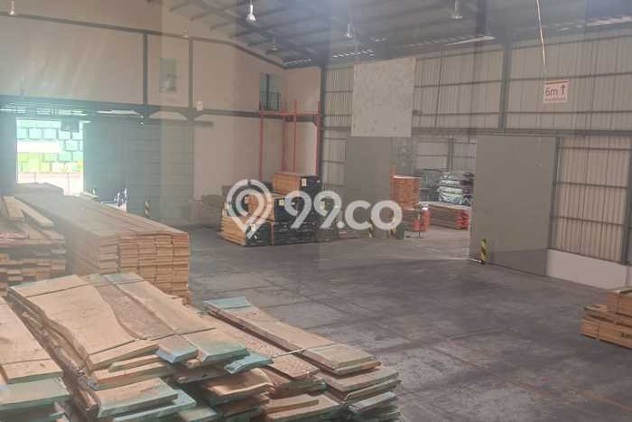 Jual Gudang di Kendal, Luas 2800m², Area Komersial, Akses Mudah Jual Gudang di Kendal, Luas 2800m², Area Komersial, Akses Mudah