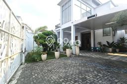 Dijual Rumah Mewah Exclusive di Banjarsari, Solo Dijual Rumah Mewah Exclusive di Banjarsari, Solo
