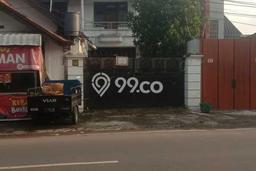 Gudang Usaha Dijual di Banjarsari Solo LT 450m2 & LB 450m2 Gudang Usaha Dijual di Banjarsari Solo LT 450m2 & LB 450m2
