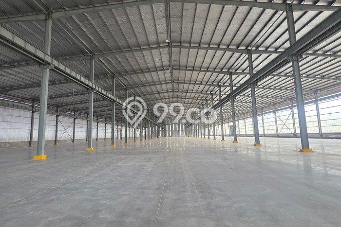 LOKASI STRATEGIS! Gudang Kawasan Semarang Barat, Luas 10000m², Area Berkembang, Ready Operasional LOKASI STRATEGIS! Gudang Kawasan Semarang Barat, Luas 10000m², Area Berkembang, Ready Operasional