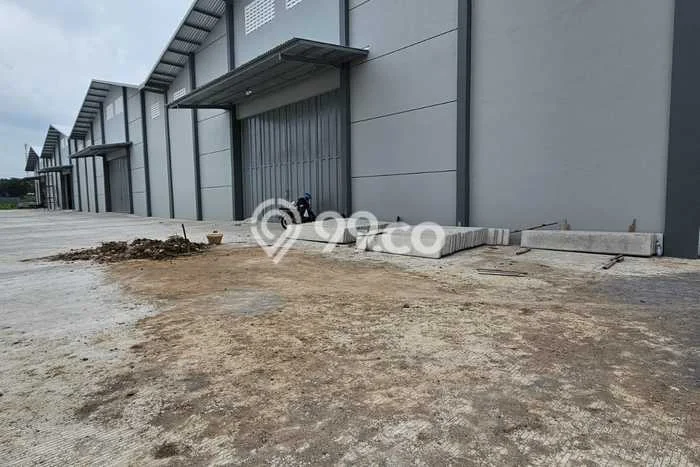 Disewakan Gudang komersial di Ngaliyan luas bangunan 3600m2 Disewakan Gudang komersial di Ngaliyan luas bangunan 3600m2
