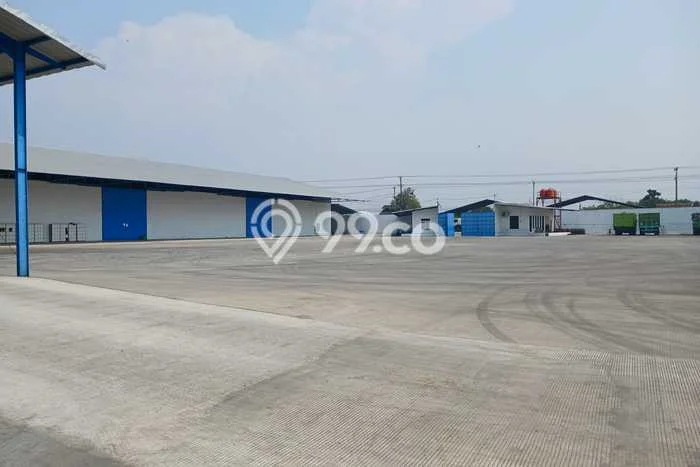 Unit Gudang Paling Strategis di Tegal Barat Tegal dengan LB 5000m2 Unit Gudang Paling Strategis di Tegal Barat Tegal dengan LB 5000m2