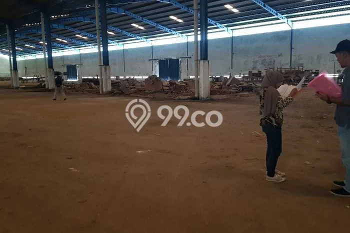 Unit Gudang Disewakan di Boyolali Kota di Area Ramai & Strategis Unit Gudang Disewakan di Boyolali Kota di Area Ramai & Strategis