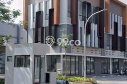 Ruko Disewa di Tangerang dengan LB 100m2 Area Komersial Ramai Ruko Disewa di Tangerang dengan LB 100m2 Area Komersial Ramai