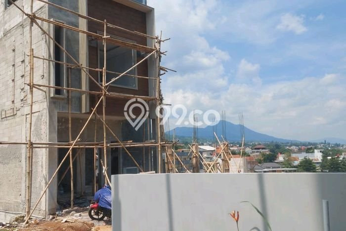 Vila Kawasan Cikutra, Area 84m², Lingkungan Asri Vila Kawasan Cikutra, Area 84m², Lingkungan Asri