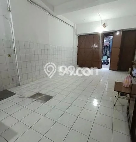 FOR RENT! Ruko di Asemka Cocok untuk Bisnis 195m2 FOR RENT! Ruko di Asemka Cocok untuk Bisnis 195m2