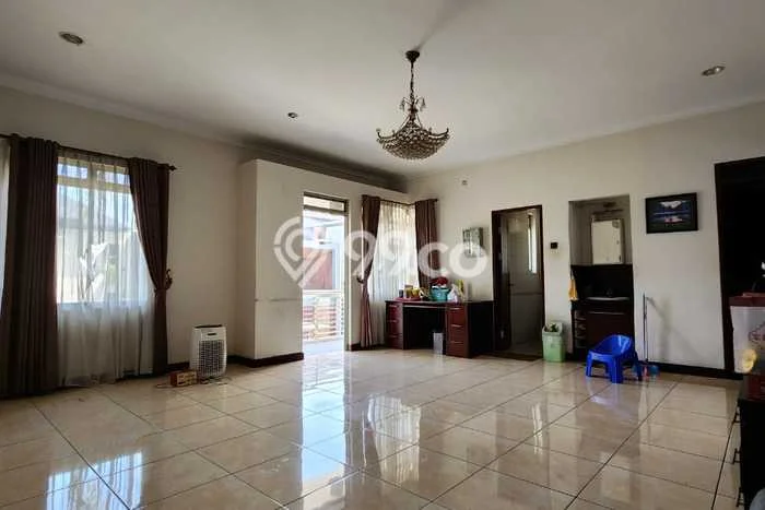 Rumah Luxury Modern Siap Huni di Kota Baru Parahyangan Bandung Rumah Luxury Modern Siap Huni di Kota Baru Parahyangan Bandung