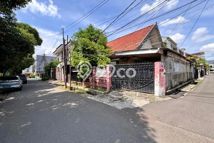 Dijual Hunian Mewah dengan Fasilitas Sekitar Komplit di Tebet, Jakarta Selatan Dijual Hunian Mewah dengan Fasilitas Sekitar Komplit di Tebet, Jakarta Selatan