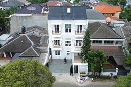 Rumah Siap Pakai area Pancoran, Jakarta Selatan, LT 170m² LB 300m² Rumah Siap Pakai area Pancoran, Jakarta Selatan, LT 170m² LB 300m²