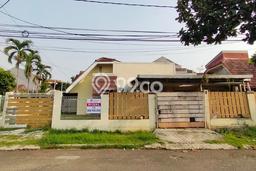 Rumah Elit Modern Tanpa Renovasi di BSD Tangerang Rumah Elit Modern Tanpa Renovasi di BSD Tangerang