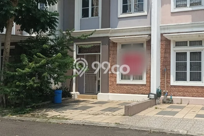 Disewakan! Rumah 3 Kamar Tidur &
2 Kamar Mandi di Gading Serpong, Tangerang Disewakan! Rumah 3 Kamar Tidur &
2 Kamar Mandi di Gading Serpong, Tangerang