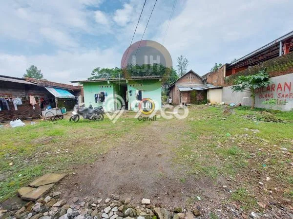 Rumah Mewah LB 470m2 Siap Huni Desain Elegan di Srondol, Semarang Rumah Mewah LB 470m2 Siap Huni Desain Elegan di Srondol, Semarang