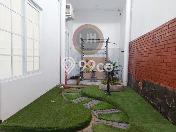 Rumah Eksklusif Siap Huni LT 200m2 di Tugu, Semarang Rumah Eksklusif Siap Huni LT 200m2 di Tugu, Semarang