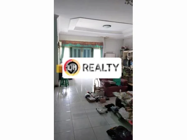 Rumah Luxury Modern Tanpa Renovasi di Miroto Semarang Rumah Luxury Modern Tanpa Renovasi di Miroto Semarang