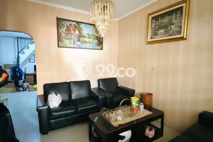 For Sale Rumah 4 Kamar Lokasi Strategis Nyaman dan Strategis di Antapani For Sale Rumah 4 Kamar Lokasi Strategis Nyaman dan Strategis di Antapani