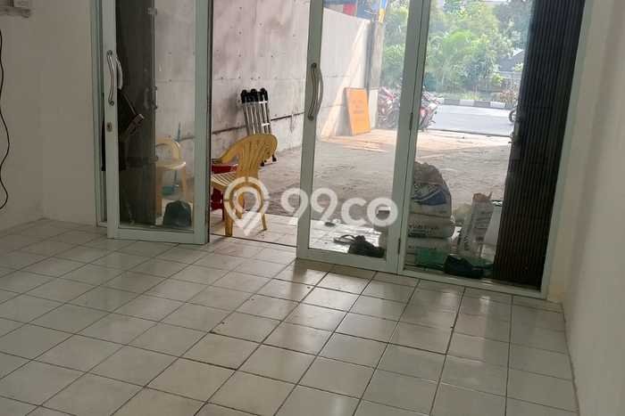 Ruko paling strategis disewakan di Johar Baru Jakarta Pusat Ruko paling strategis disewakan di Johar Baru Jakarta Pusat