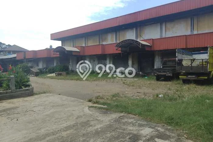 Gudang paling strategis disewakan di Kebayoran Baru Jakarta Selatan Gudang paling strategis disewakan di Kebayoran Baru Jakarta Selatan