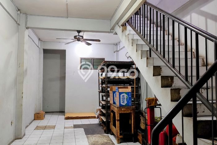 Ruko Bagus Dijual di Kebon Kacang Jakarta Pusat Strategis Cocok untuk Kembangkan Bisnis Ruko Bagus Dijual di Kebon Kacang Jakarta Pusat Strategis Cocok untuk Kembangkan Bisnis